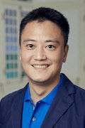 타키자와 타쿠토 앱애니 한국일본 디렉터